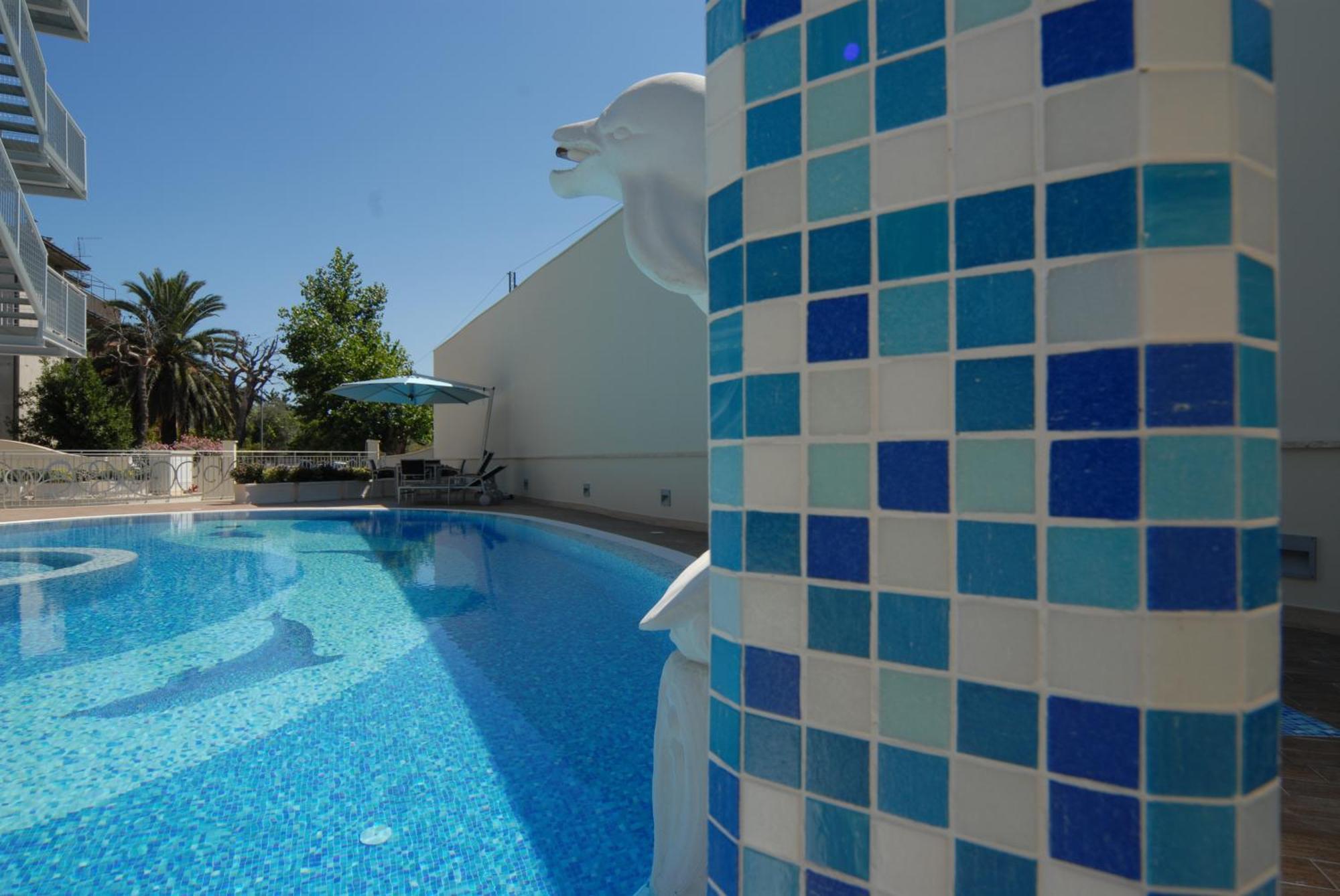 Residence Costa Smeralda Grottammare Exterior photo